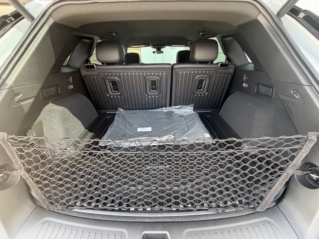 New 2026 Cadillac XT5 Luxury w/ LPO, Floor Liner Package FWD image 36