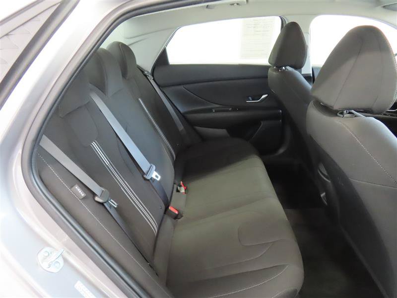 Used 2024 Hyundai Elantra SEL FWD image 32