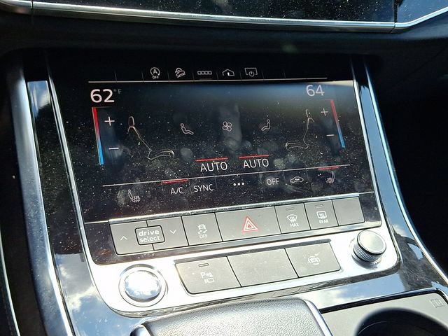 Used 2023 Audi Q7 2.0T Premium Plus w/ Premium Plus Package AWD/4WD image 16