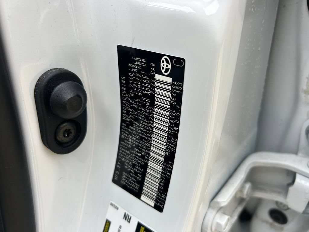 Used 2025 Toyota Corolla SE FWD image 10