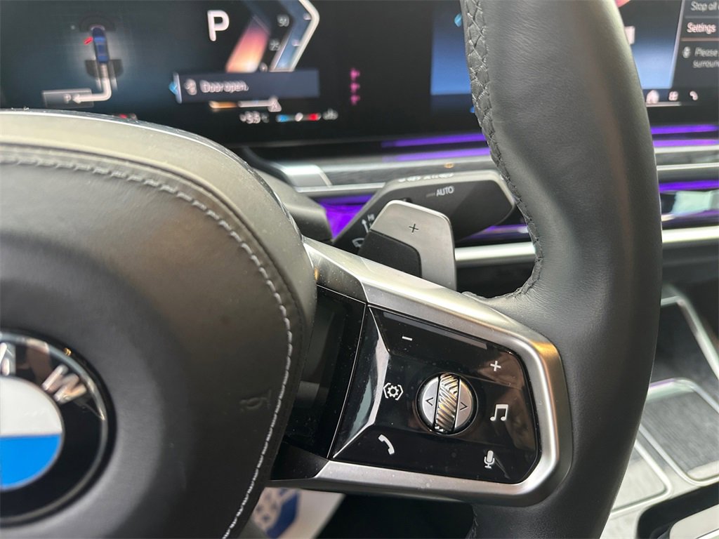 Used 2023 BMW 760i xDrive 760i xDrive w/ Executive Package image 24