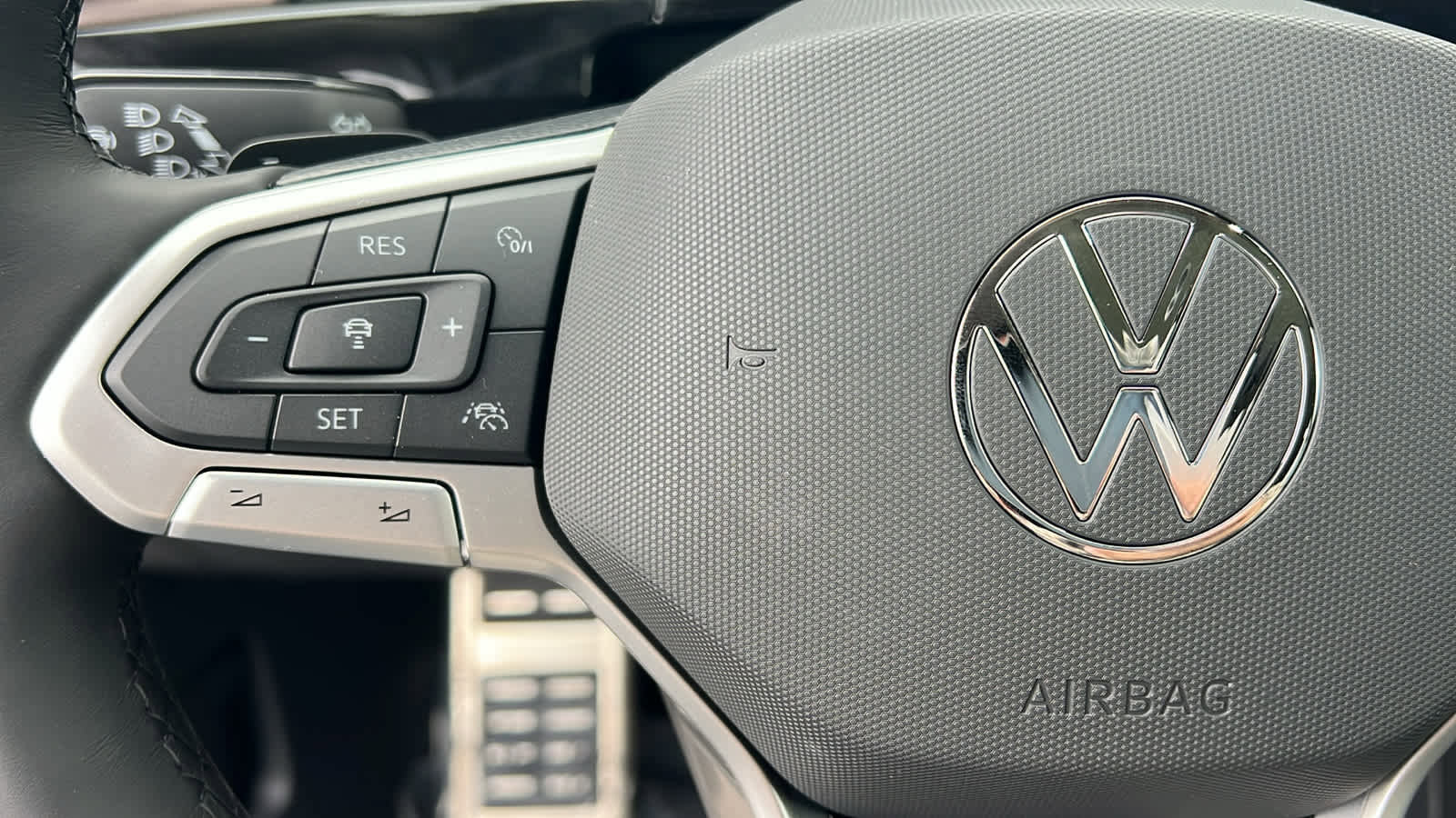 New 2026 Volkswagen Atlas SEL Premium R-Line image 19