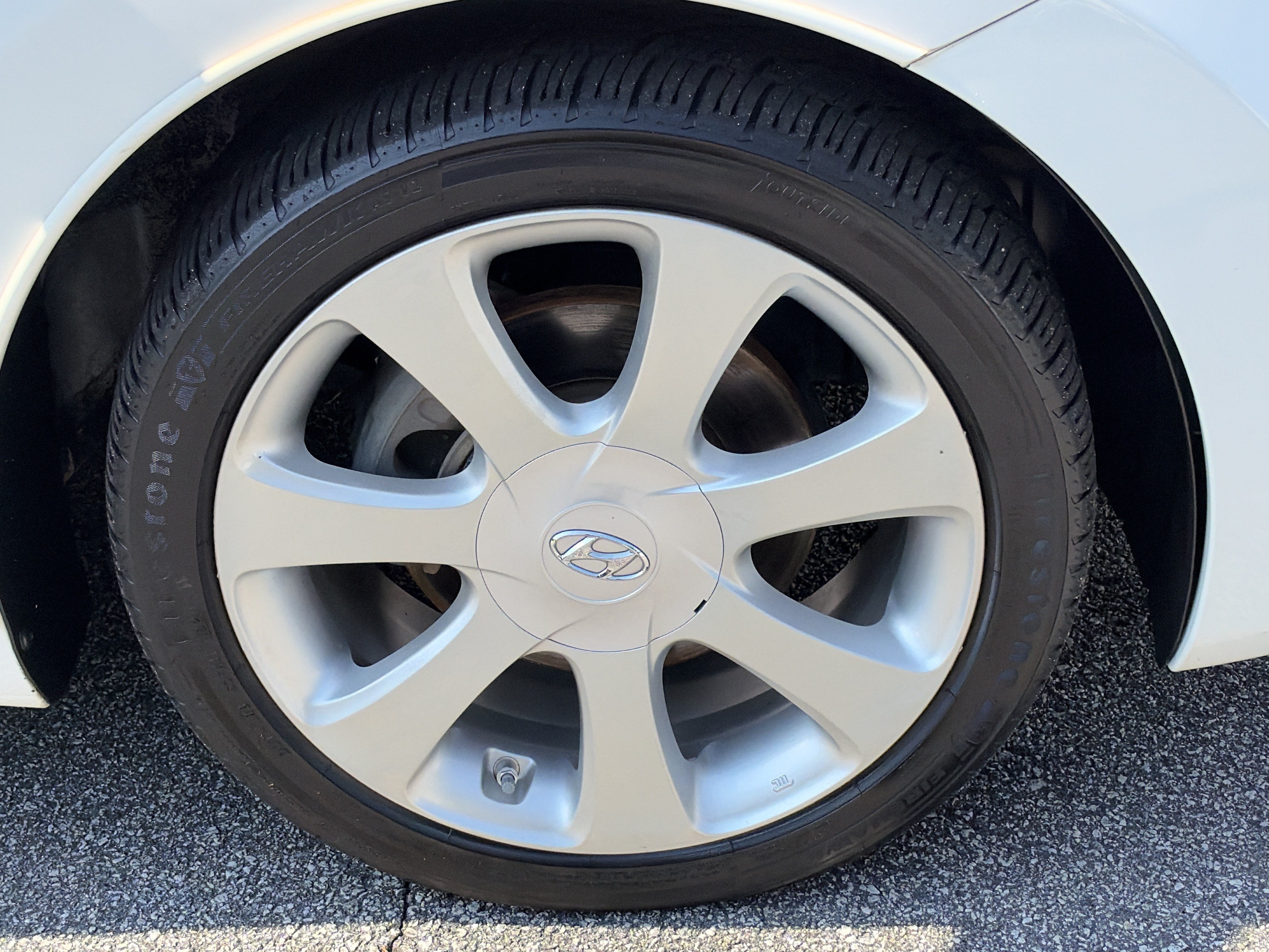 Used 2012 Hyundai Elantra Limited FWD image 14