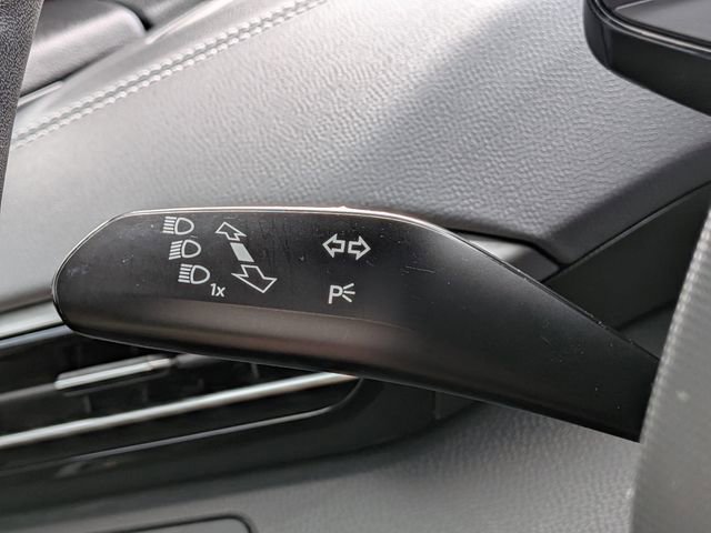 Used 2023 Volkswagen ID.4 Pro S RWD image 32