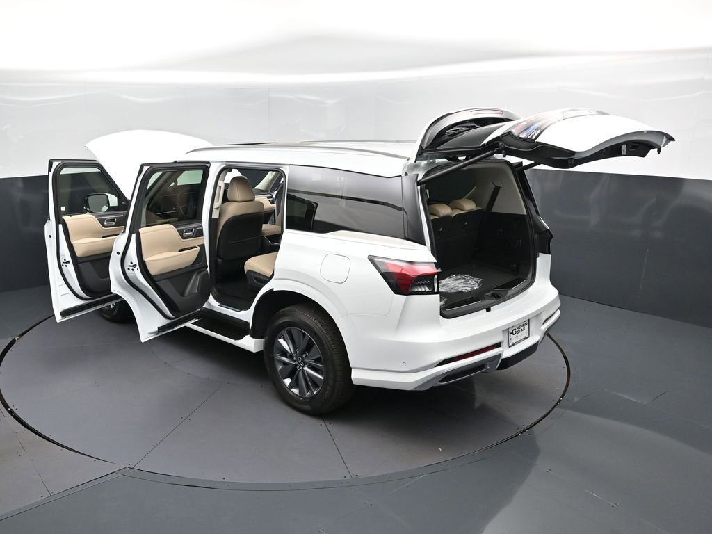 New 2026 INFINITI QX80 Pure RWD image 2