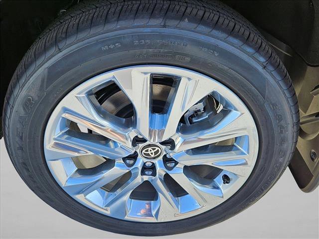 New 2026 Toyota Highlander Limited AWD/4WD image 10