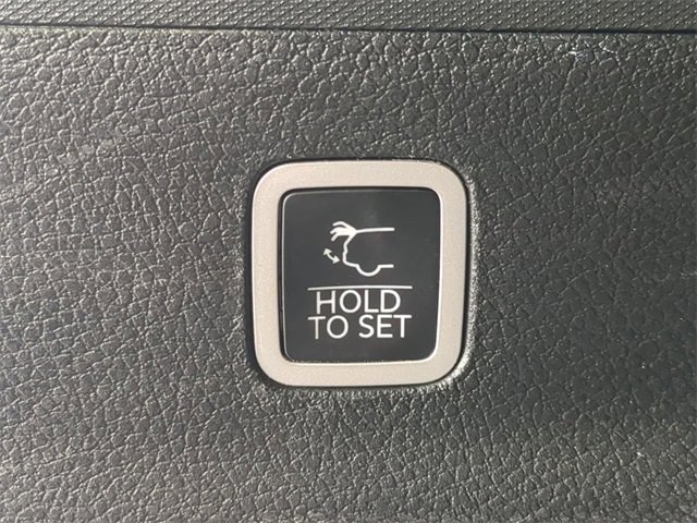 Used 2024 Jeep Grand Wagoneer L Series II w/ Quick Order Packagew 28T image 15