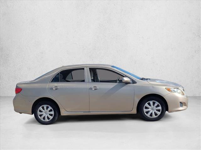 Used 2010 Toyota Corolla LE image 4