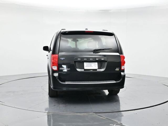Used 2019 Dodge Grand Caravan SXT image 10