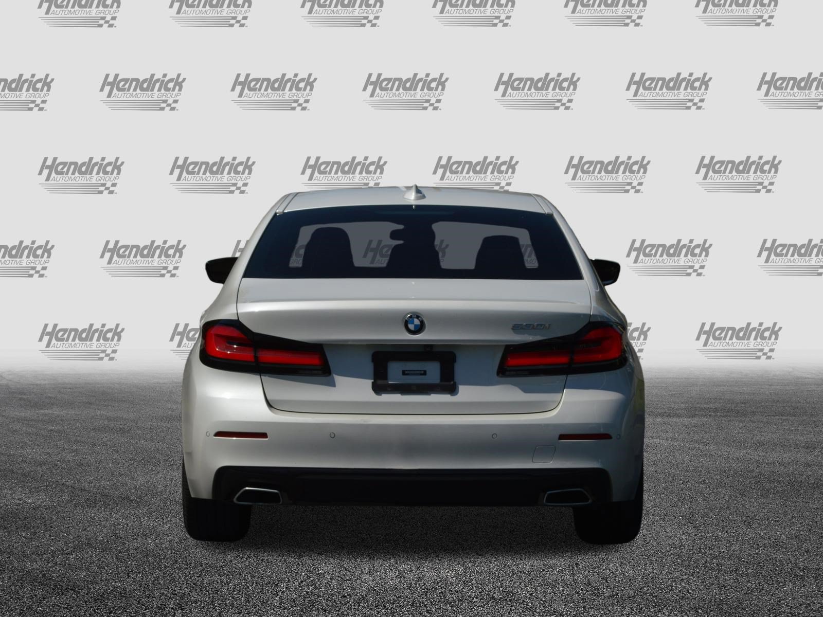 Used 2022 BMW 530i w/ Convenience Package RWD image 10