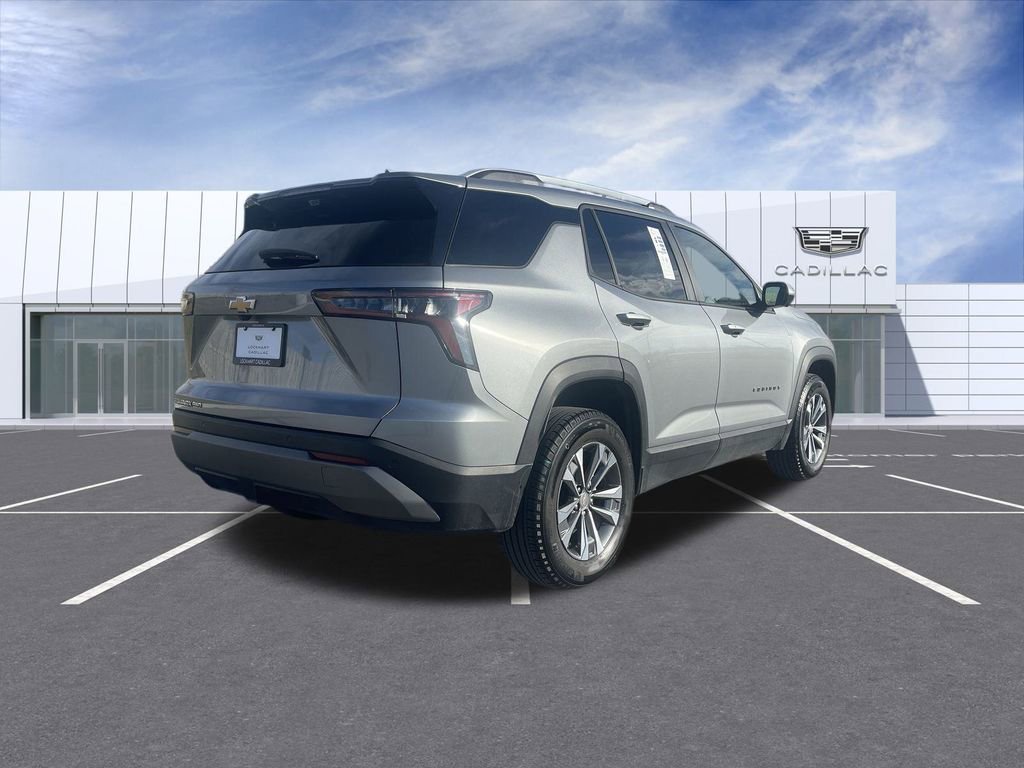 Used 2025 Chevrolet Equinox LT w/ Convenience Package II image 8