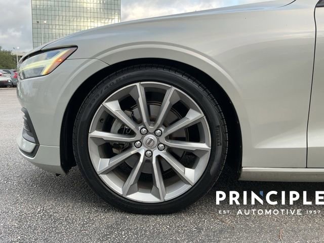 Used 2020 Volvo S60 T5 Momentum FWD image 3