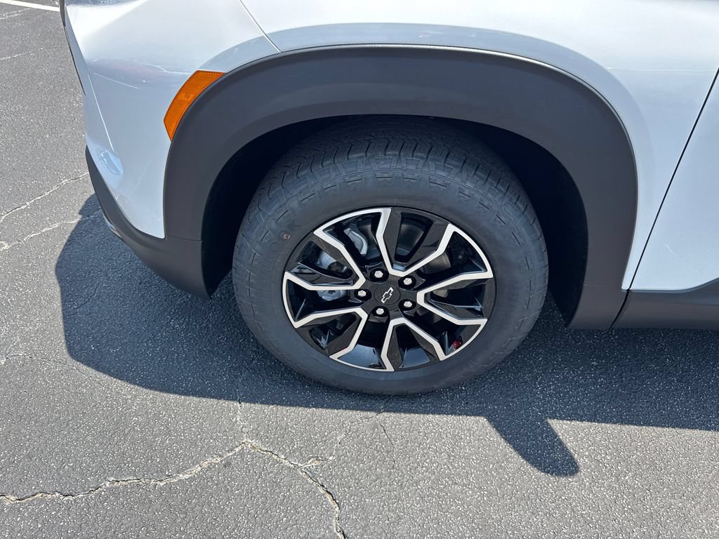 New 2026 Chevrolet TrailBlazer ACTIV w/ Convenience Package FWD image 12