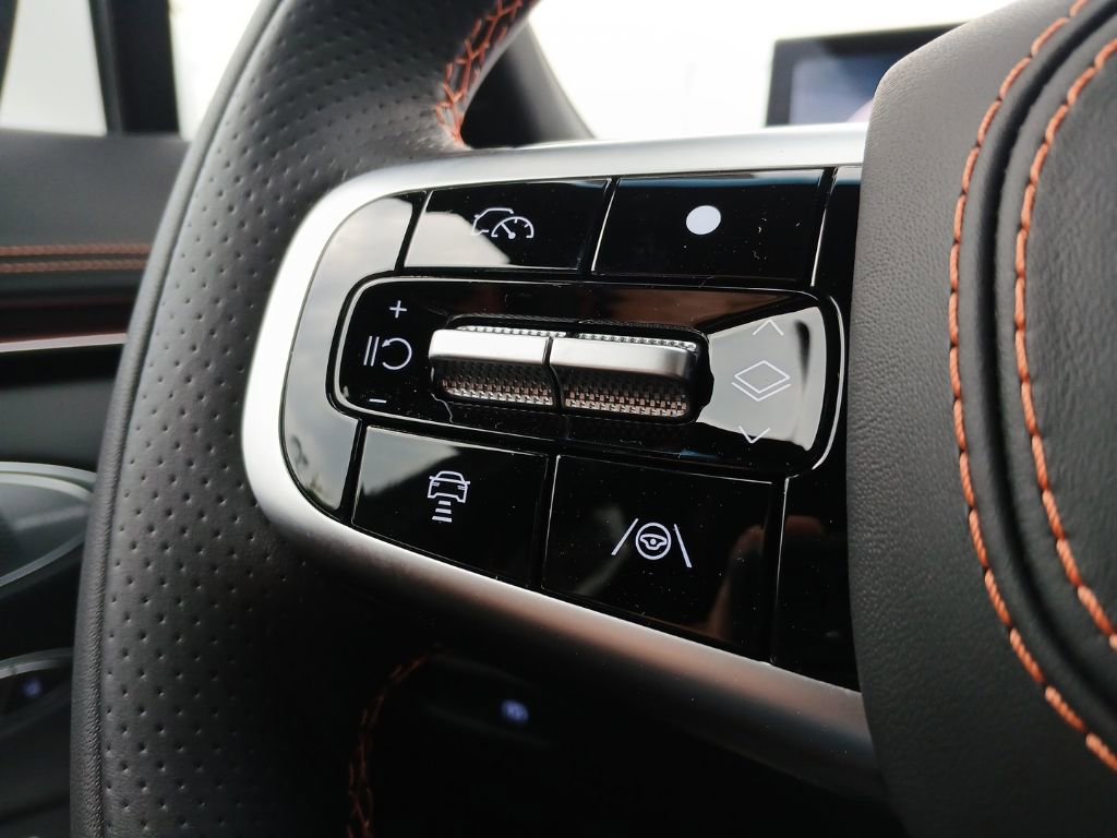 Used 2026 Genesis GV70 3.5T Sport Prestige image 43