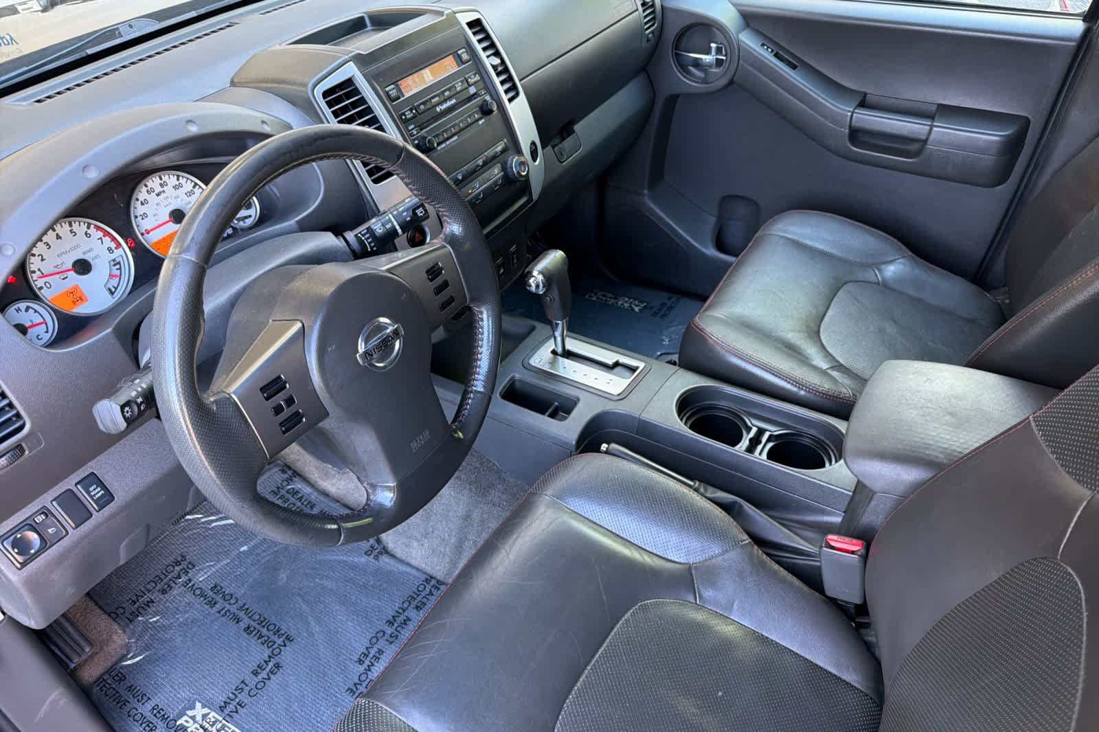 Used 2011 Nissan Xterra PRO-4X w/ Pro-4x Leather Pkg AWD/4WD image 13