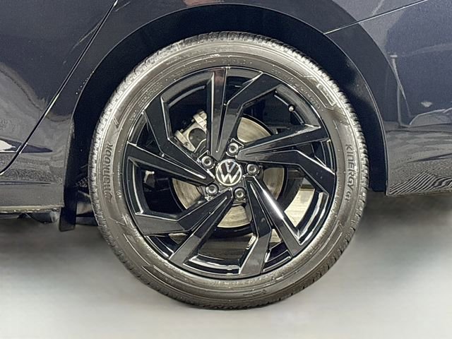 New 2026 Volkswagen Jetta SE FWD image 30
