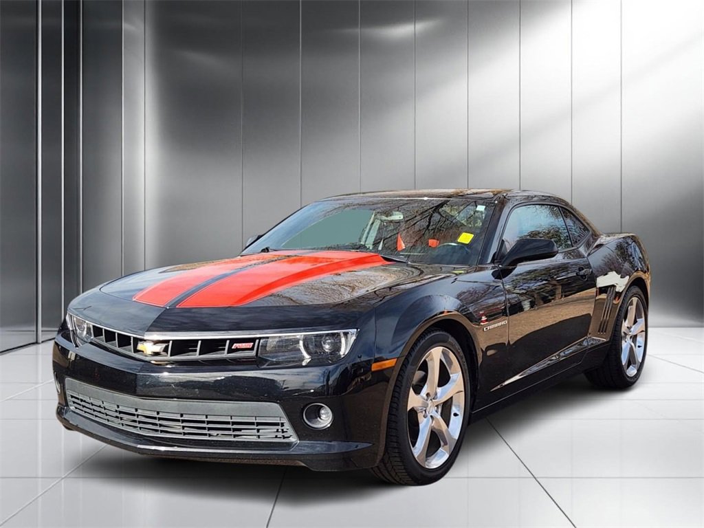 Used 2015 Chevrolet Camaro LT w/ RS Package image 7