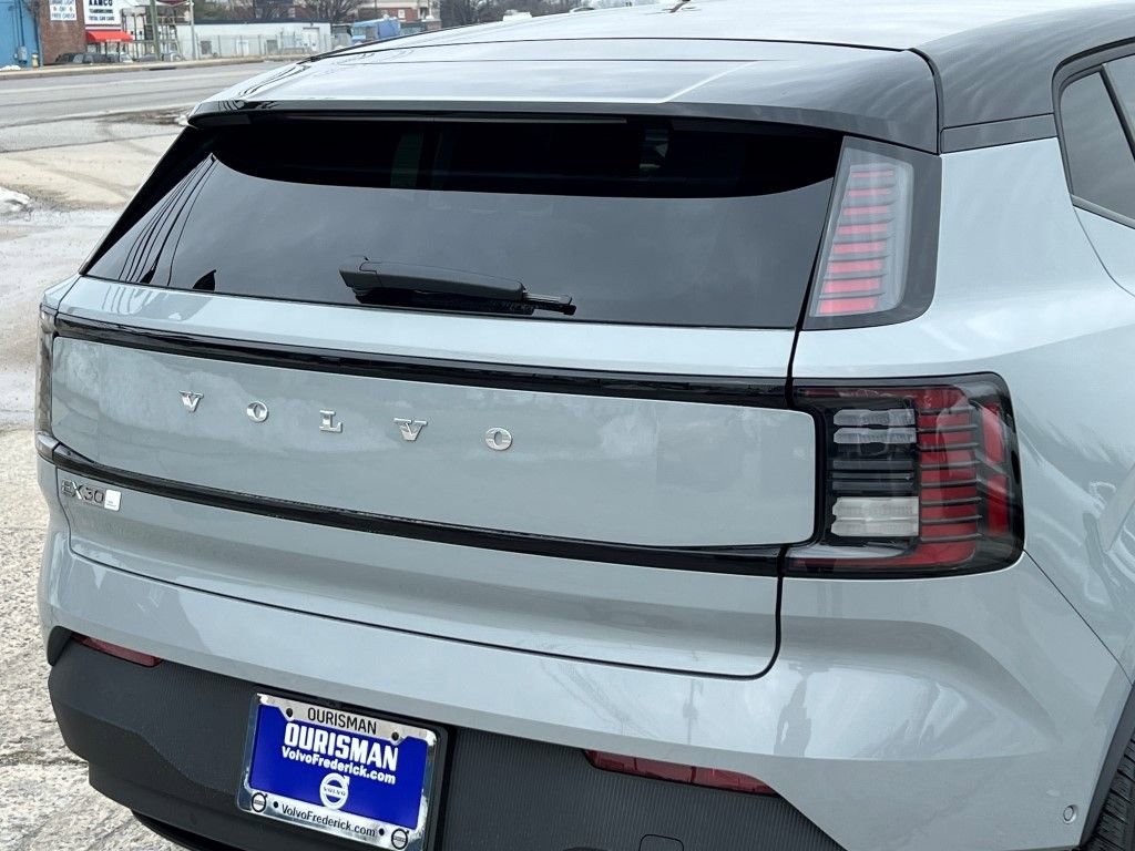 New 2026 Volvo EX30 Ultra w/ Protection Package Premier image 5