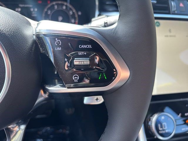 New 2024 Jaguar XF R-Dynamic SE AWD/4WD image 27