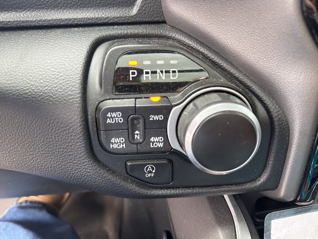 Used 2022 RAM 1500 Big Horn AWD/4WD image 28
