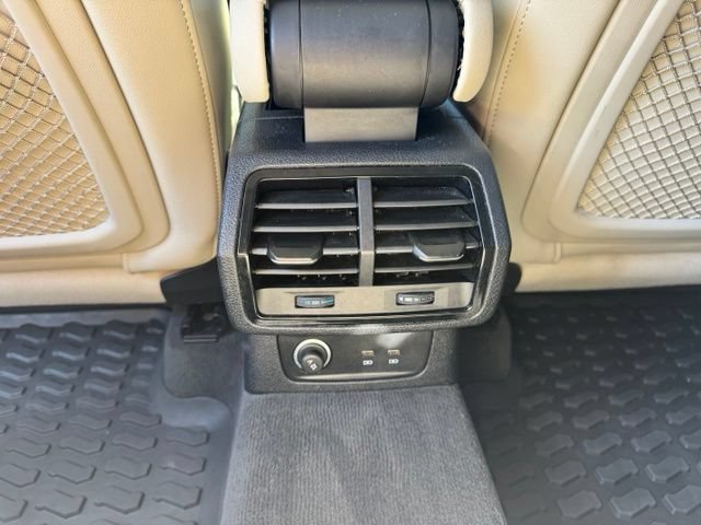 Certified 2022 Audi Q3 2.0T Premium Plus w/ Premium Plus Package AWD/4WD image 42