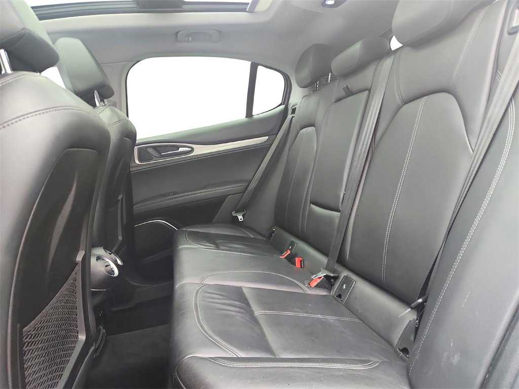 Used 2018 Alfa Romeo Stelvio Sport w/ Quick Order Package 22J Sport image 24