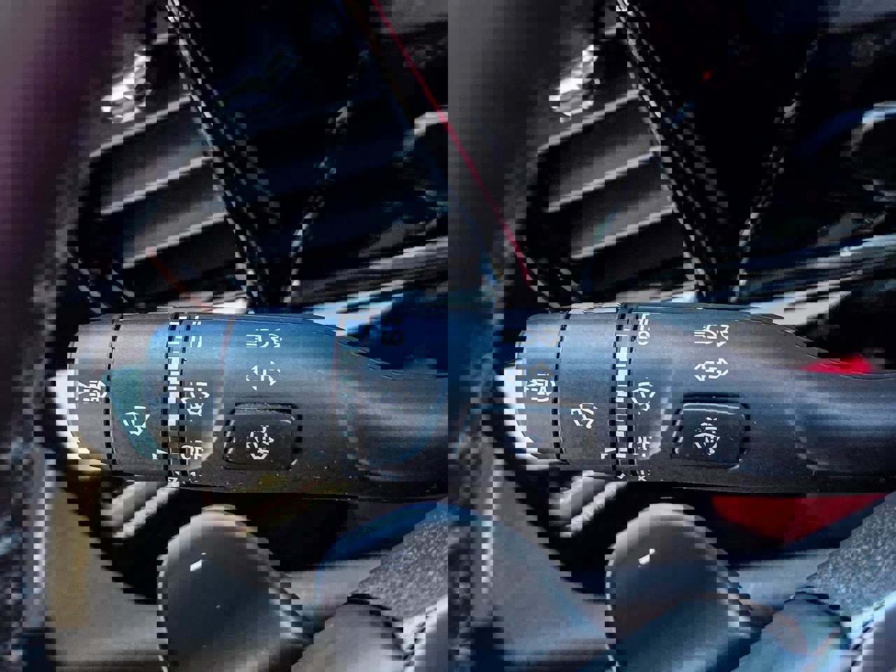 Used 2025 Chevrolet Silverado 1500 RST w/ All Star Edition Plus image 26