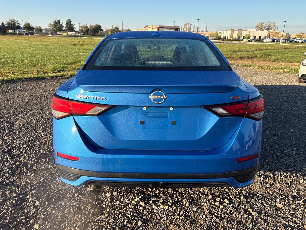 Used 2025 Nissan Sentra SR FWD image 8