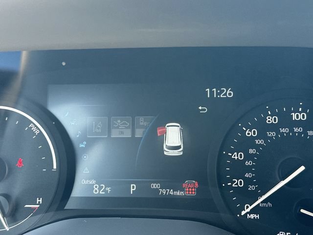 Used 2026 Toyota Sienna XLE FWD image 15
