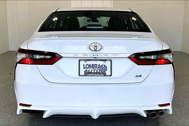 Used 2024 Toyota Camry SE image 6
