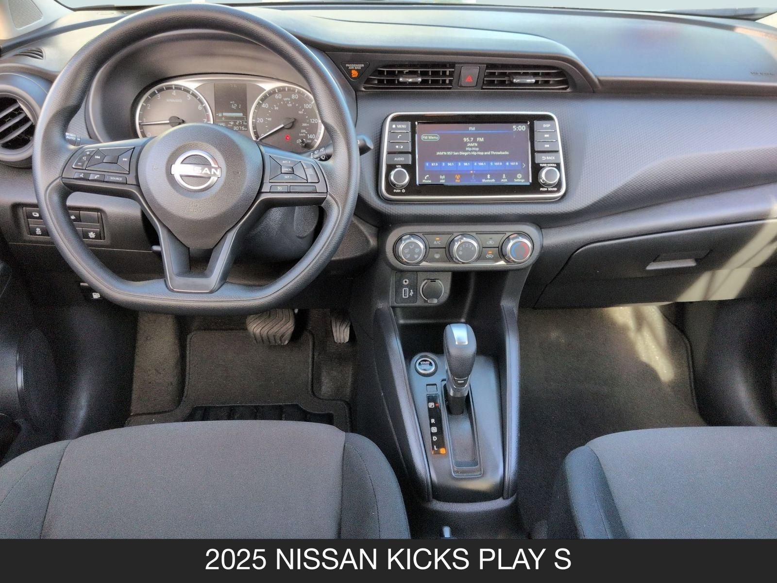 Certified 2025 Nissan Kicks Play S image 14