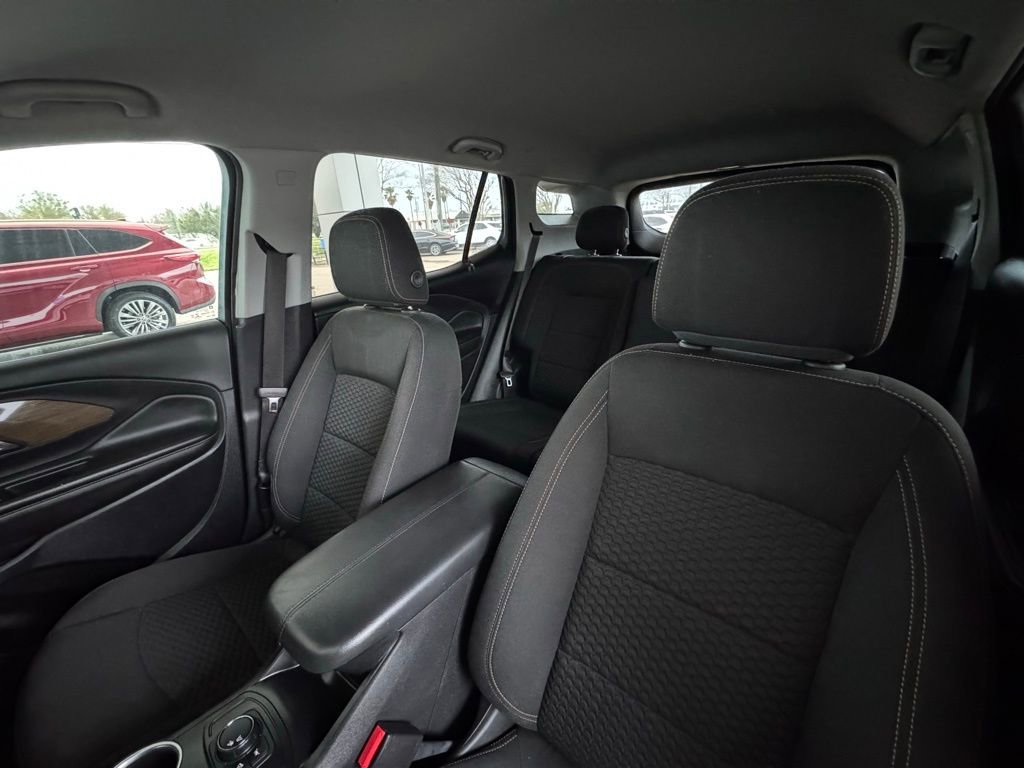 Used 2020 GMC Terrain SLE FWD image 14