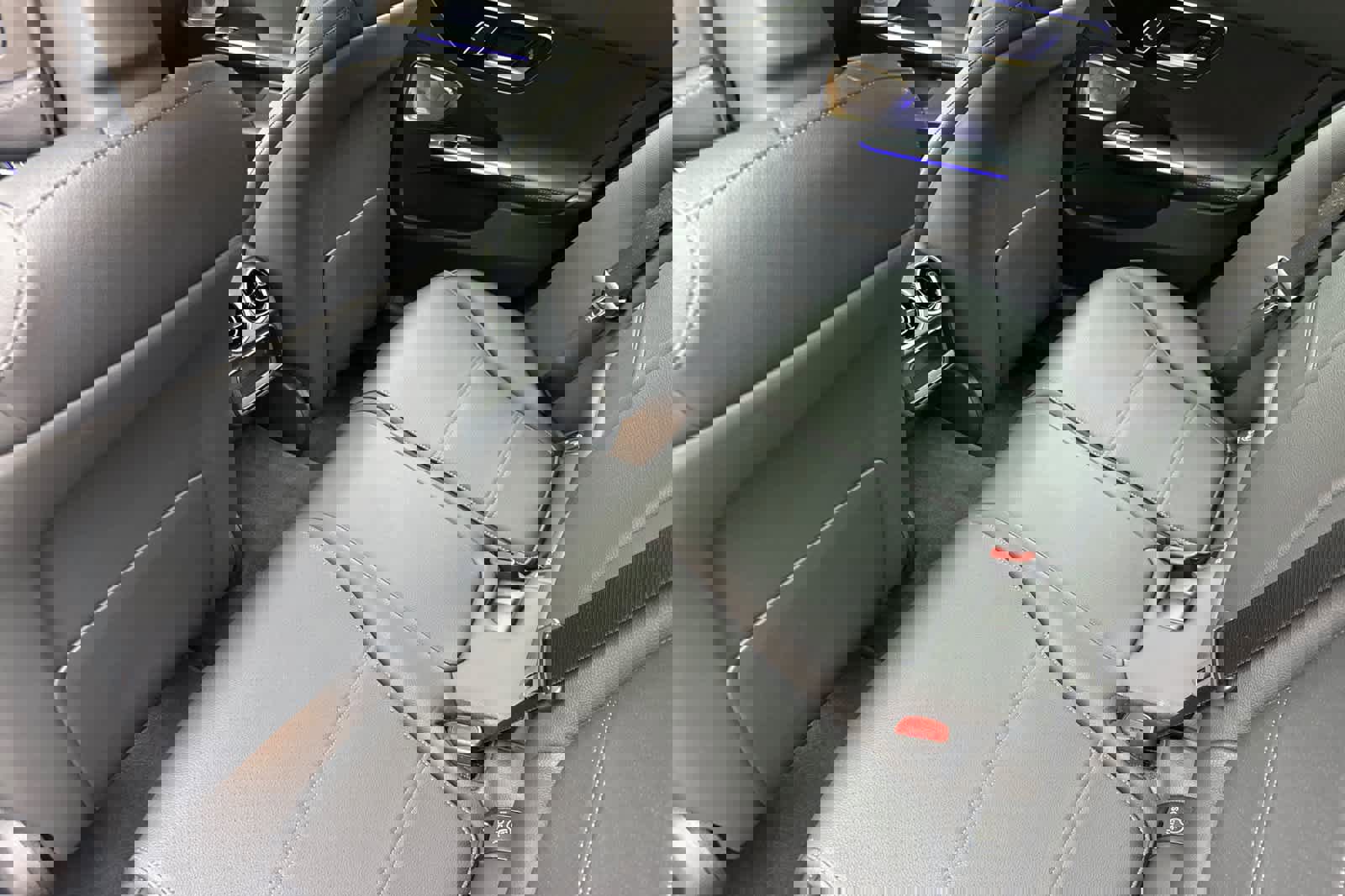 Certified 2025 Mercedes-Benz C 300 4MATIC Sedan image 11