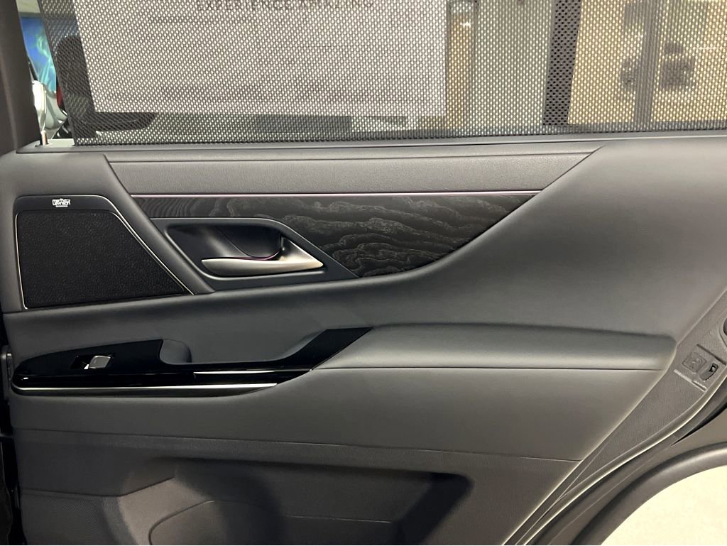 New 2026 Lexus LX 700h Luxury image 21