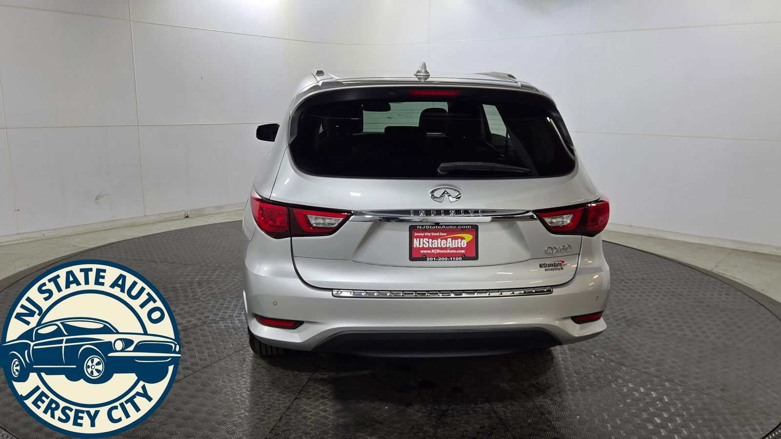 Used 2017 INFINITI QX60 Luxe w/ Premium Plus Package AWD/4WD image 6