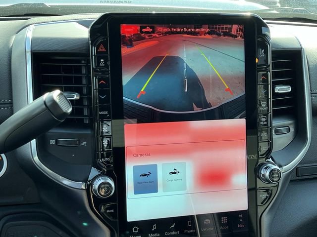 New 2026 RAM 2500 Laramie AWD/4WD image 30