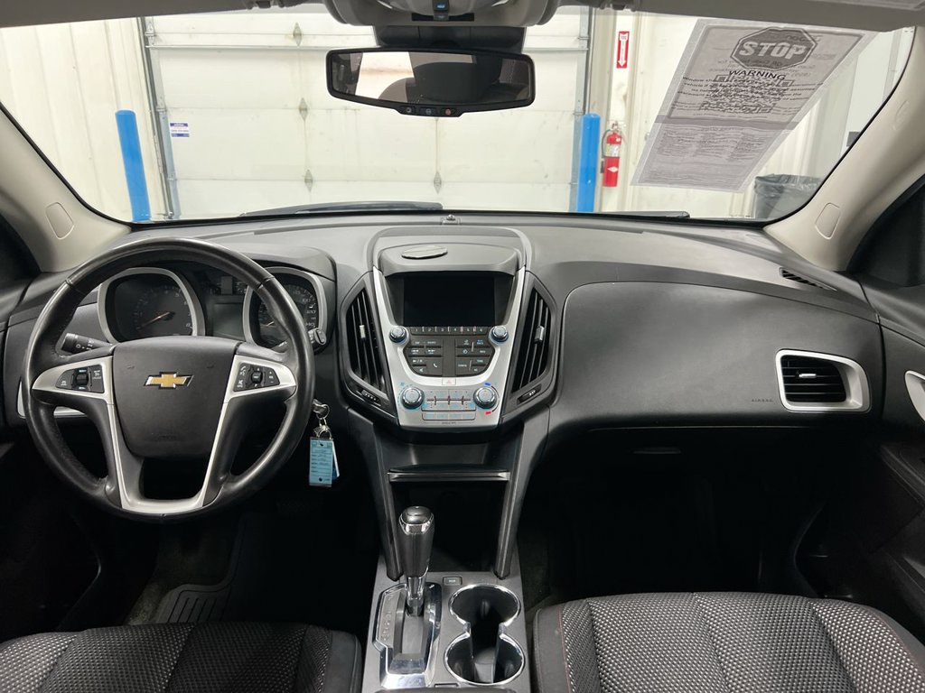 Used 2017 Chevrolet Equinox LT w/ Convenience Package AWD/4WD image 10