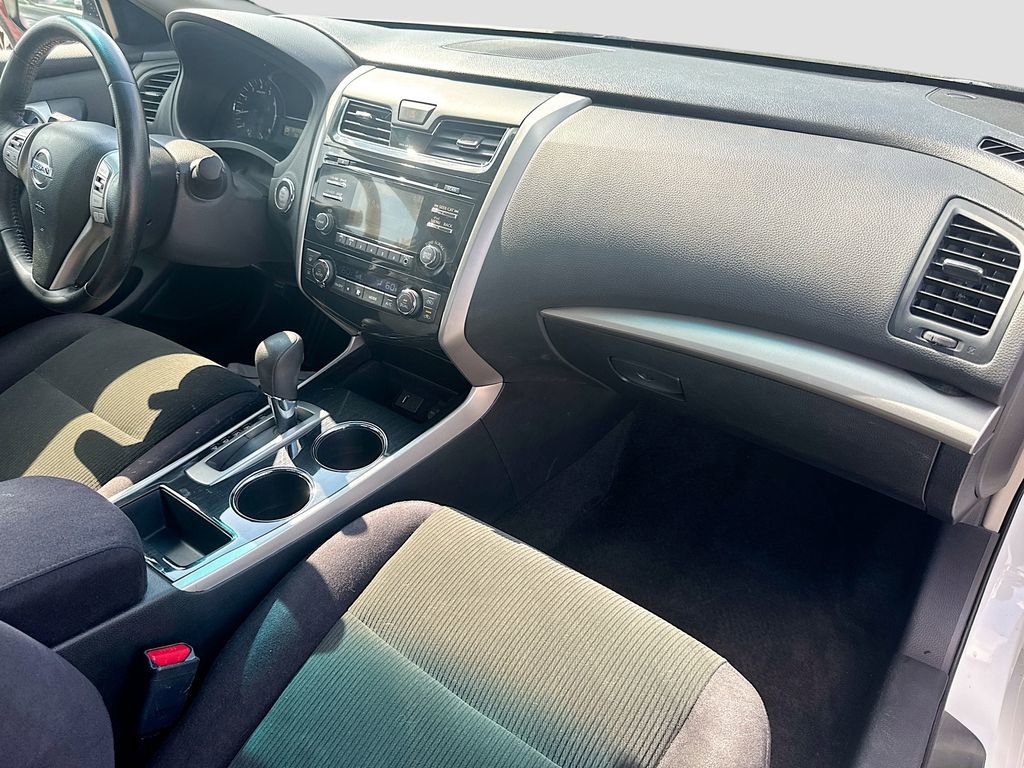Used 2013 Nissan Altima 2.5 SV w/ 2.5SV Convenience Pkg FWD image 35
