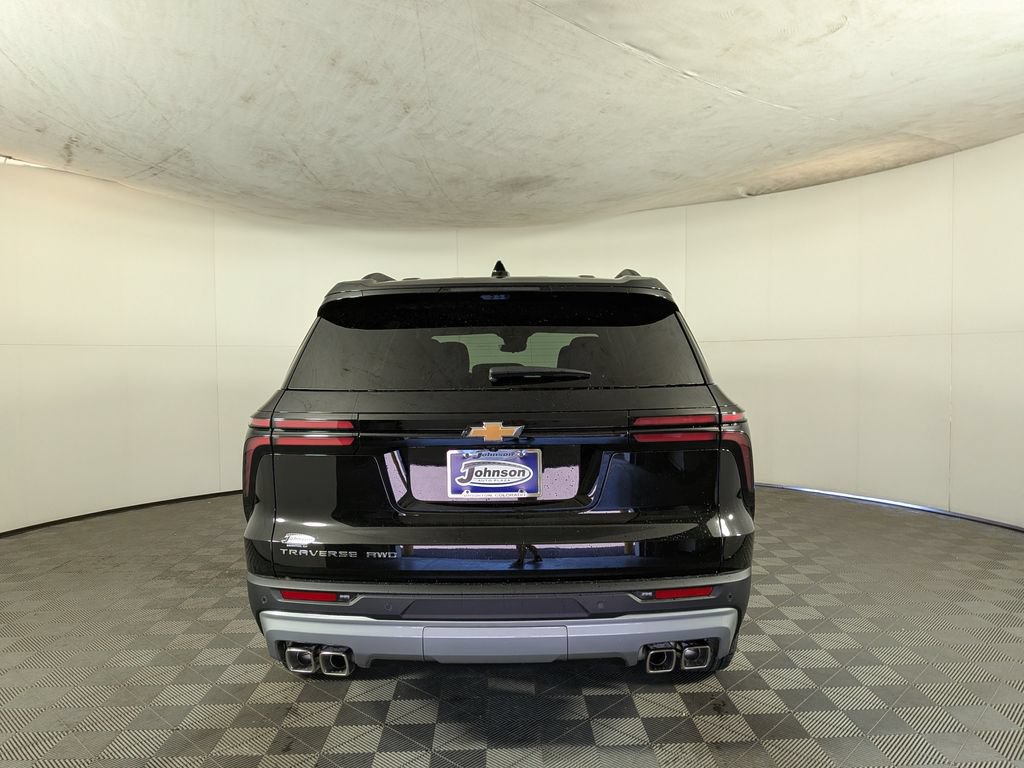 New 2026 Chevrolet Traverse LT w/ Driver Confidence Package AWD/4WD image 8