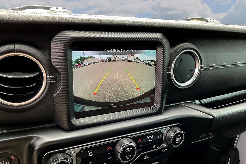 Used 2023 Jeep Wrangler Unlimited Sahara w/ Dual Top Group AWD/4WD image 16