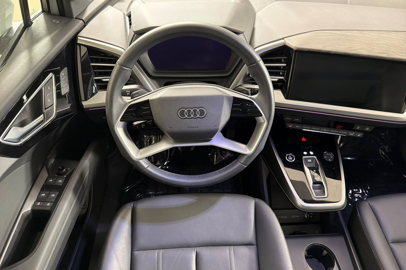 Certified 2023 Audi Q4 e-tron Premium Plus w/ Premium Plus RWD image 13