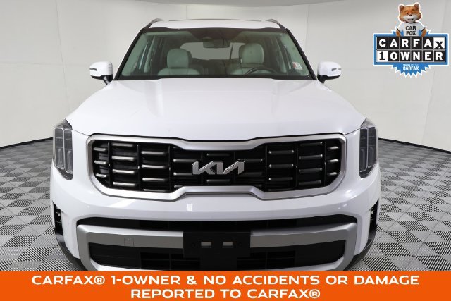 Used 2025 Kia Telluride S FWD image 3