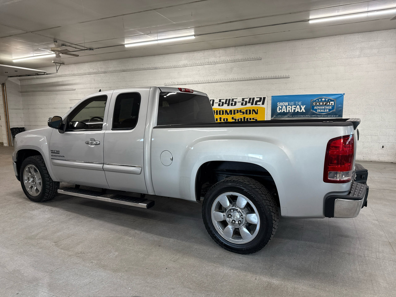 Used 2010 GMC Sierra 1500 SLE w/ Texas Edition image 2