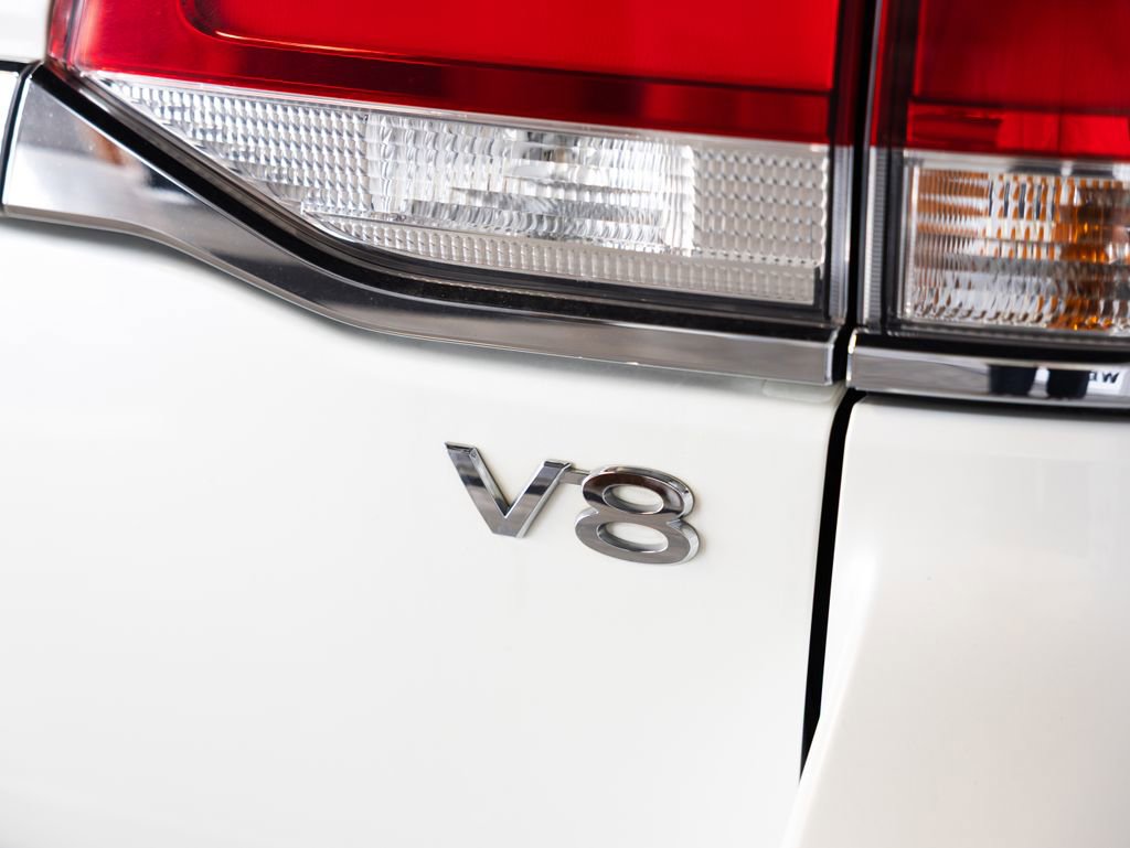 Used 2016 Toyota Land Cruiser AWD/4WD image 7