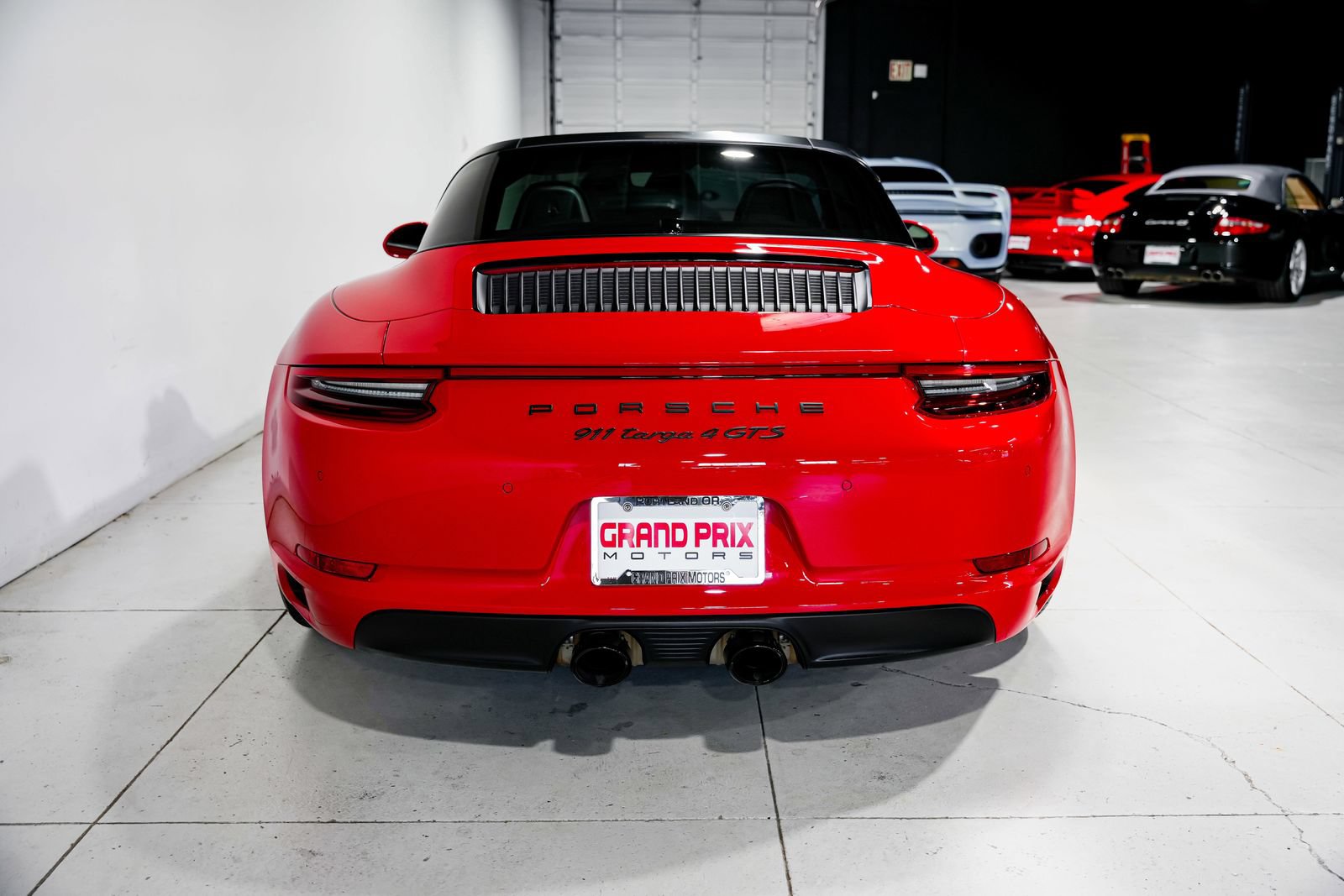 Used 2017 Porsche 911 Targa 4 GTS AWD/4WD image 5