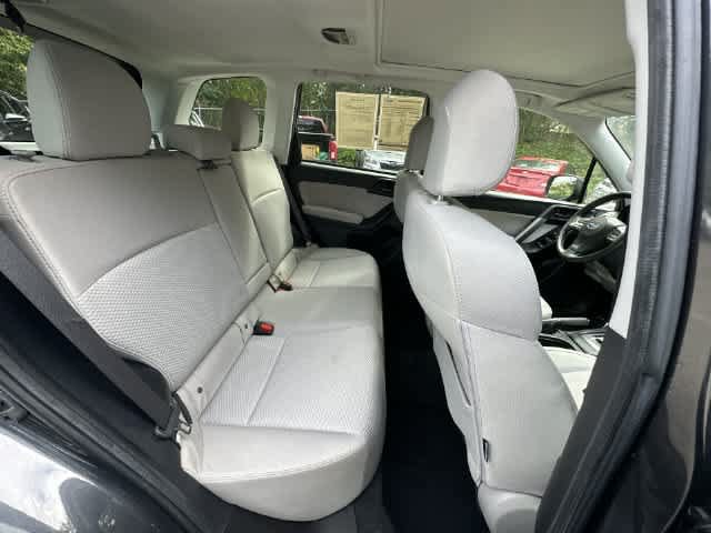 Used 2015 Subaru Forester 2.5i Premium w/ All-Weather Package AWD/4WD image 22