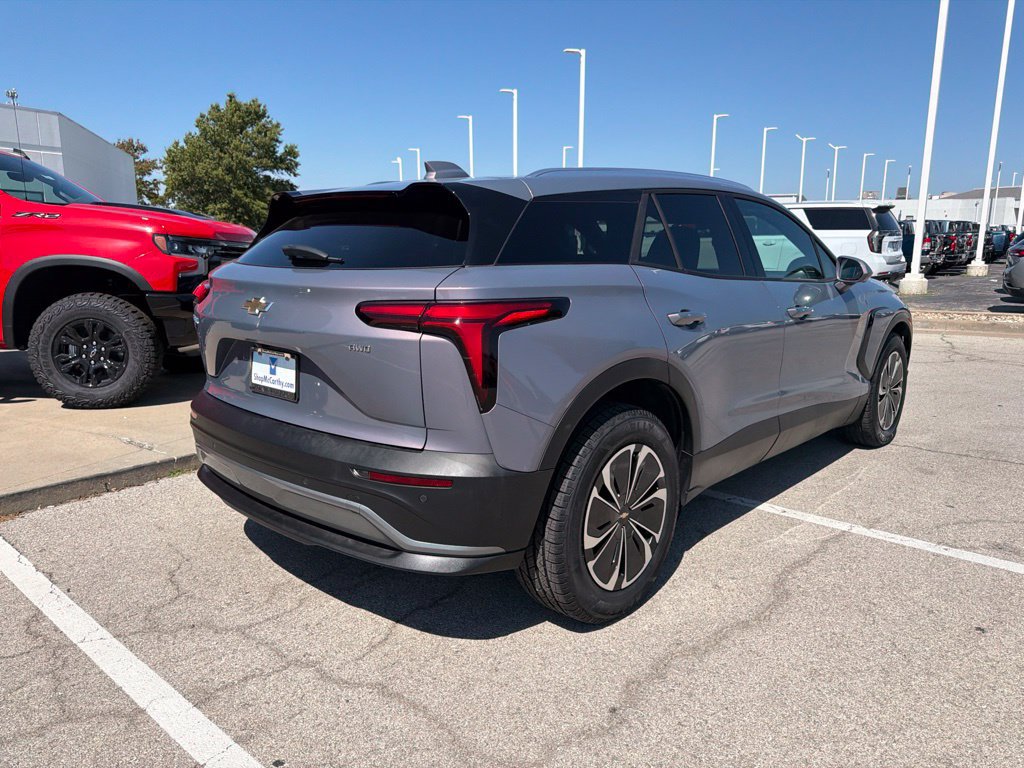 Used 2024 Chevrolet Blazer EV LT AWD/4WD image 3