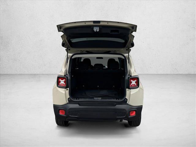 Used 2015 Jeep Renegade Sport w/ Power & Air Group AWD/4WD image 8