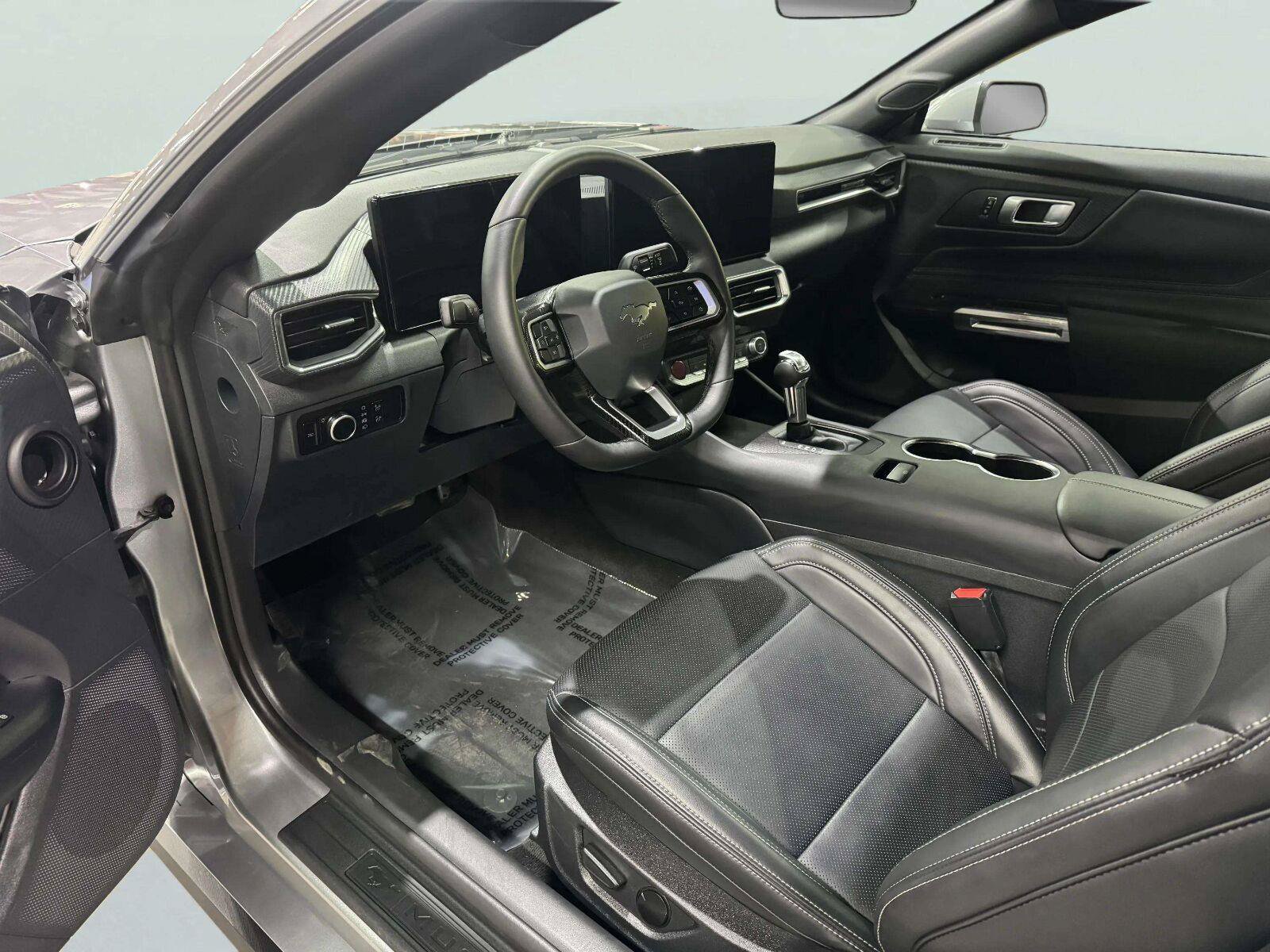 Used 2026 Ford Mustang Premium RWD image 19