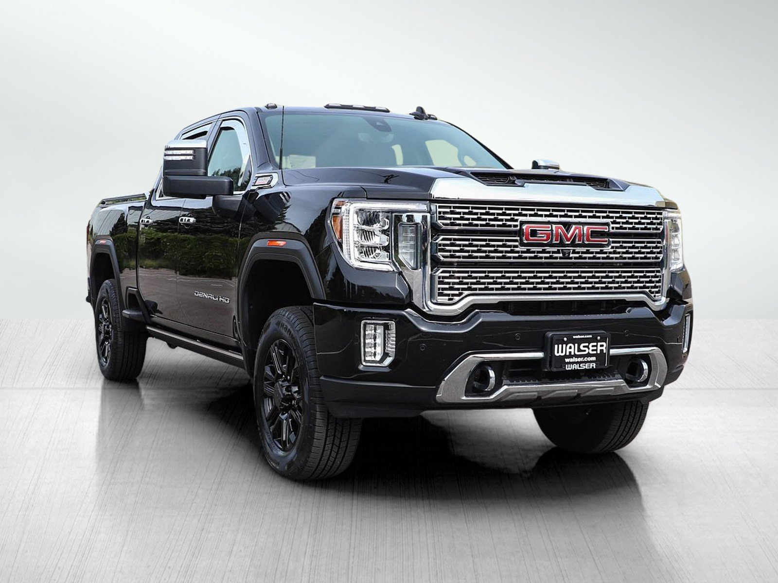 Used 2023 GMC Sierra 3500 Denali w/ Denali Black Diamond Edition AWD/4WD image 7
